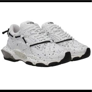 WHITE VALENTINO “VLTN” SNEAKERS